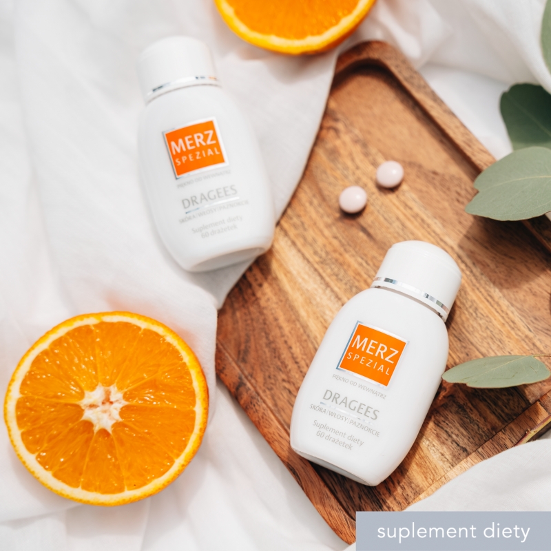 Merz Spezial Dragees, drażetki zawierające witaminy i minerały przynoszące korzyści dla włosów, skóry i paznokci, 60 szt.