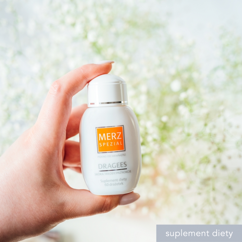 Merz Spezial Dragees, drażetki zawierające witaminy i minerały przynoszące korzyści dla włosów, skóry i paznokci, 60 szt.