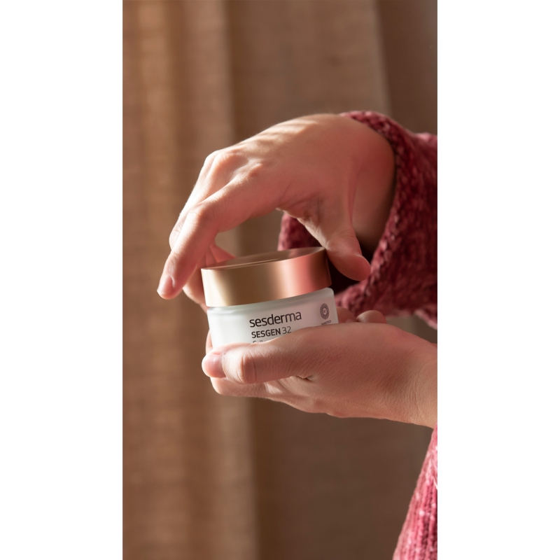 Sesderma Sesgen 32, krem odżywczy aktywujący komórki, 50 ml