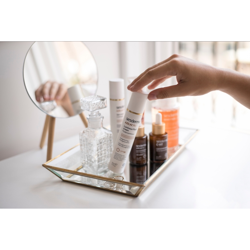 SESDERMA AZELAC RU, emulsja rozświetlająca SPF 50, 50 ml
