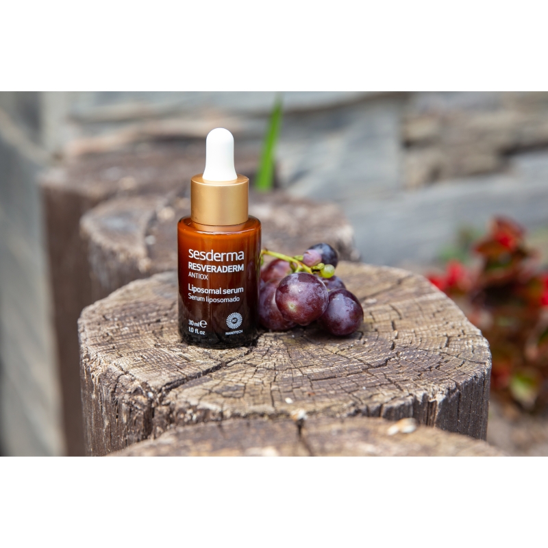Sesderma Resveraderm , serum liposomowe, 30 ml
